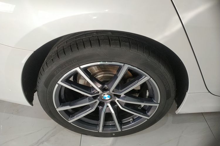 宝马3系 2023款 325Li M运动套装车身外观6008