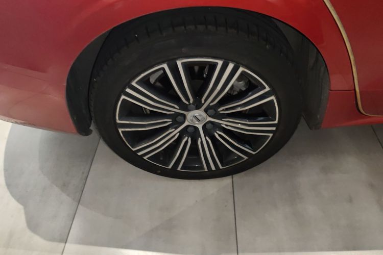 沃尔沃S60新能源 2021款 T8 E驱混动 四驱智逸豪华版车身外观6008