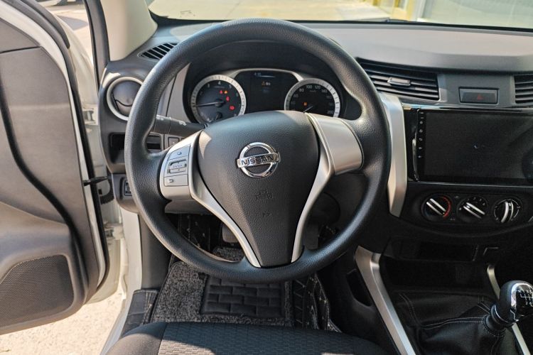 日产 纳瓦拉 2021款 2.5L 改款 手动两驱舒适型QR25局部细节13