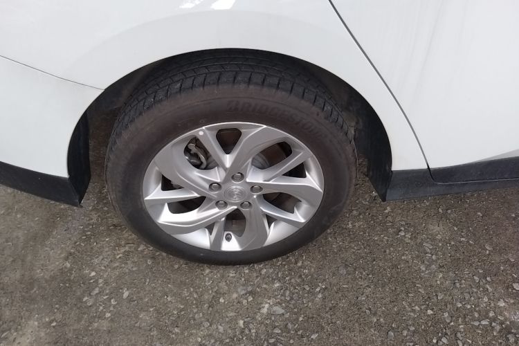 别克 微蓝6 2024款 450km 出行版车身外观6008