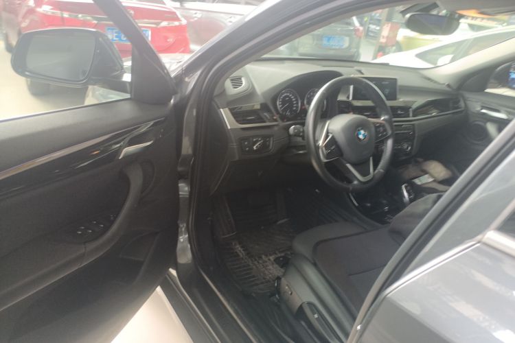 宝马X2(进口) 2019款 sDrive20i M越野套装 国VI中控内饰20