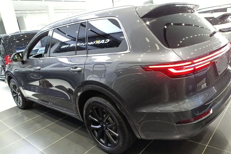 理想汽车 理想ONE 2021款 增程6座版车身外观4