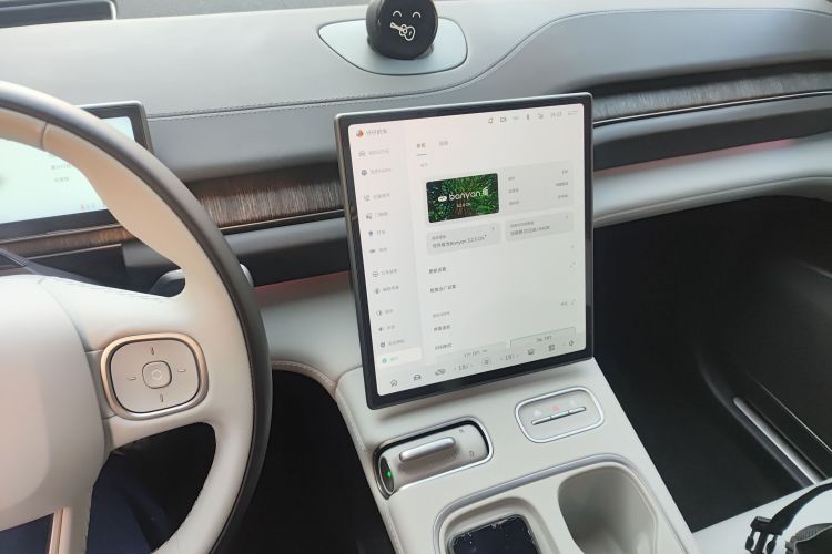 蔚来ES6 2024款 75kWh中控内饰16