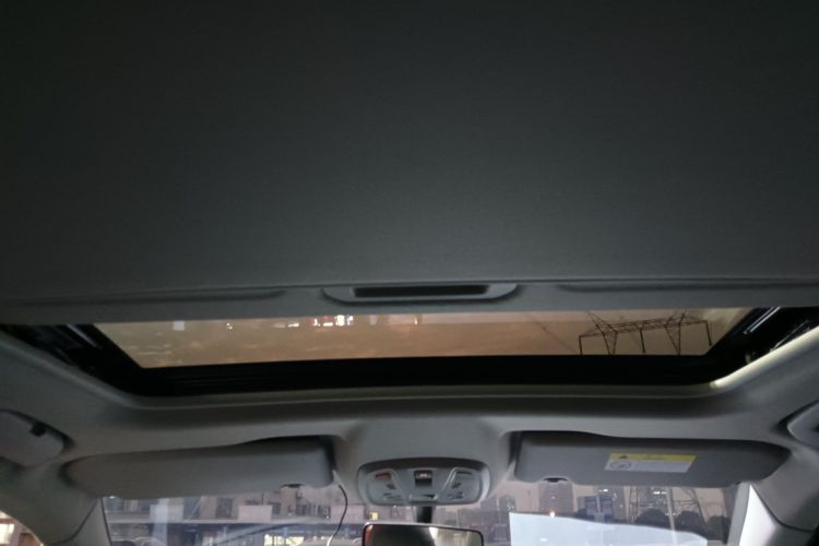 标致408 2022款 1.6T 追光版局部细节22