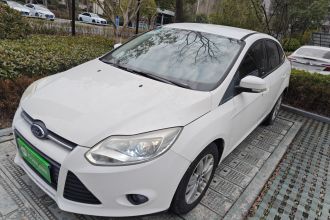 福特 福克斯 2012款 三厢 1.6L 手动舒适型