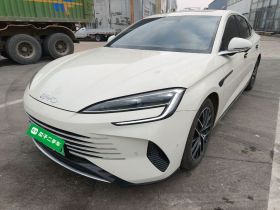 比亚迪 海豹07 DM-i 2025款 智驾版 DM-i 1.5L 125km 尊贵型