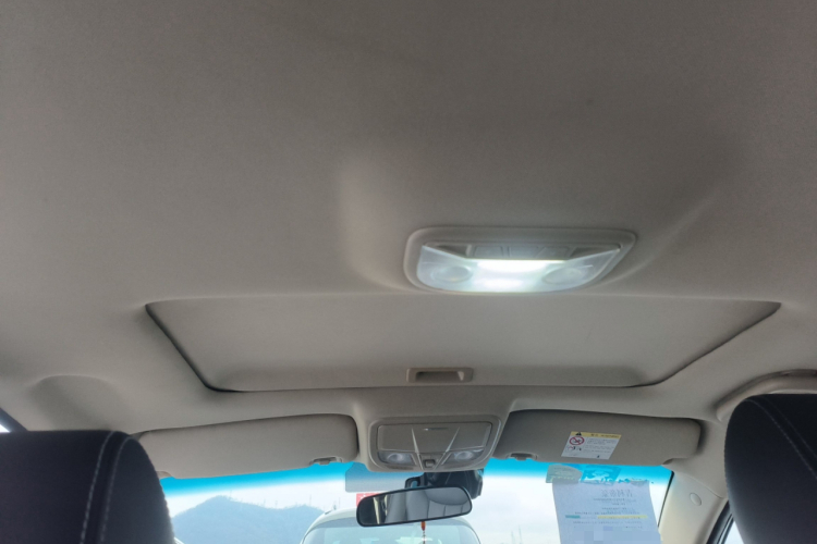 吉利汽车 帝豪 2017款 三厢百万款 1.5L 手动向上版中控内饰22