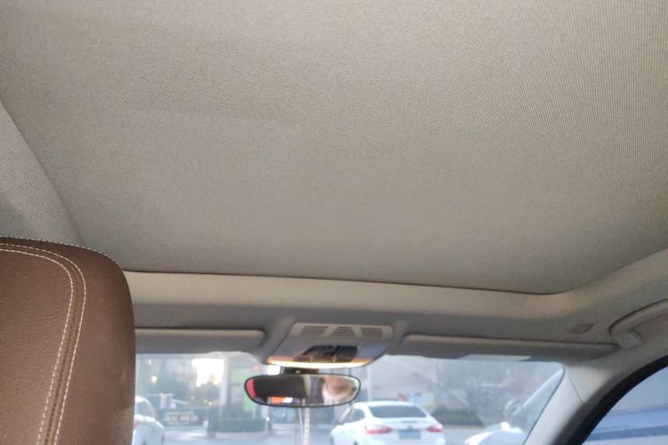 宝马1系 2020款 120i M运动套装局部细节22