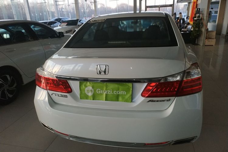 本田 雅阁 2015款 2.0L LX 舒适版车身外观6004