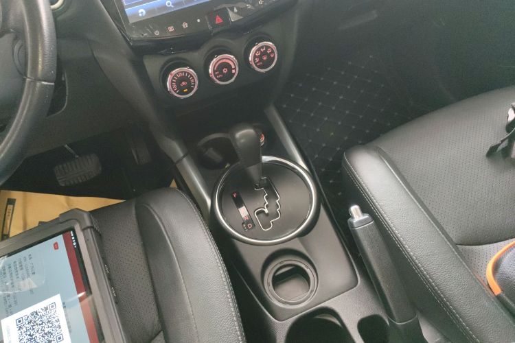 三菱 劲炫ASX 2018款 2.0L CVT两驱尊享版局部细节18