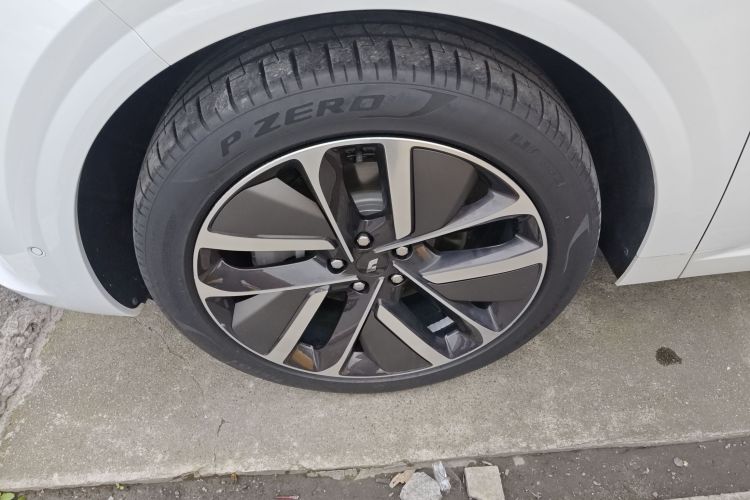 理想汽车 理想L6 2024款 Max车身外观6004