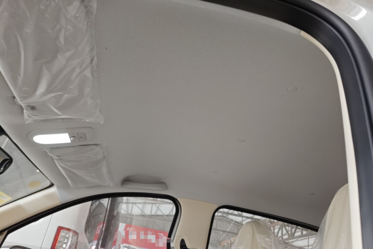 五菱汽车 宏光MINIEV 2025款 四门版 进阶款中控内饰22