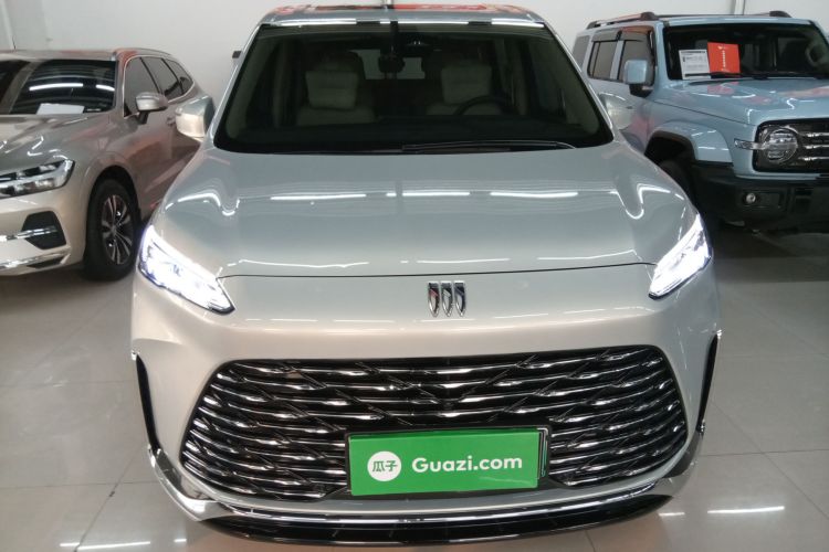 别克GL8新能源 2025款 陆尚 尊享版 7座车身外观2