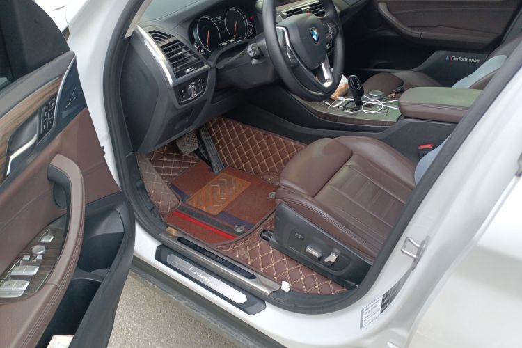 宝马X3 2018款 xDrive28i 豪华套装 国VI中控内饰20