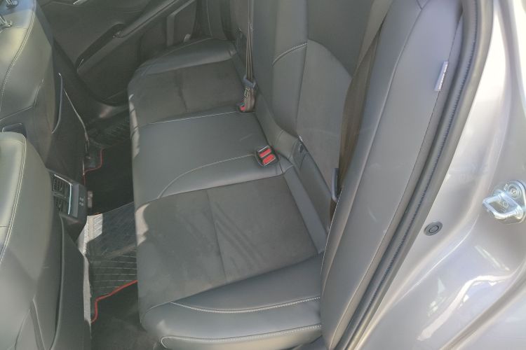 丰田 凯美瑞 2024款 双擎 2.0HXS 运动Plus版中控内饰21