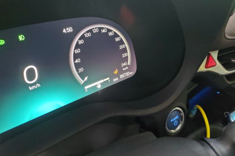 丰田 赛那SIENNA 2021款 2.5L混动 铂金版中控内饰15