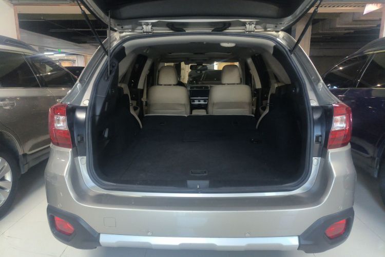 斯巴鲁 傲虎 2017款 2.5i 运动导航版 EyeSight机舱底盘23