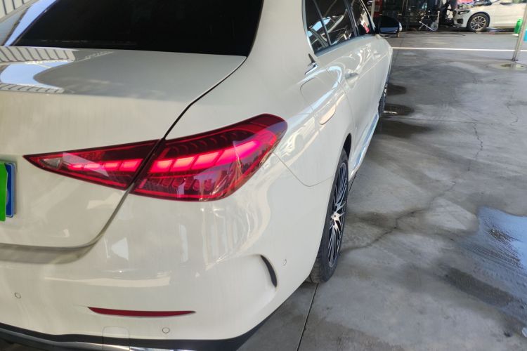 奔驰C级 2022款 C 200 L 运动版车身外观9