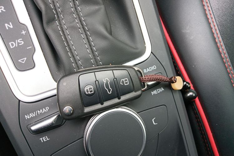 奥迪Q2L 2023款 35TFSI 时尚动感型中控内饰11