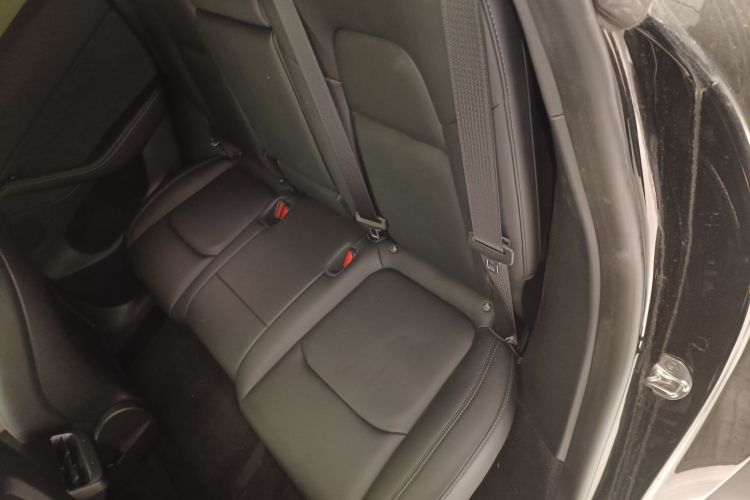 特斯拉 Model Y 2022款 改款 后轮驱动版中控内饰21