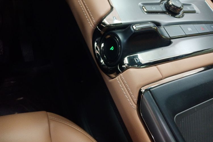 蔚来ES6 2020款 600KM 运动版中控内饰18