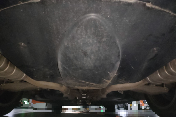 宾利 飞驰 2010款 6.0T 四座版局部细节9009