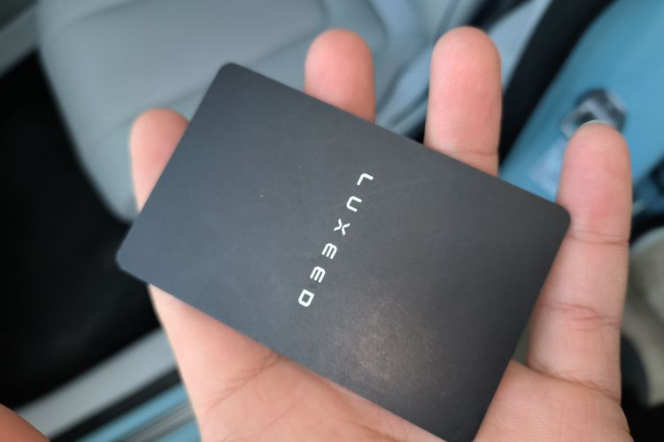 鸿蒙智行 智界S7 2025款 705km Pro中控内饰7001