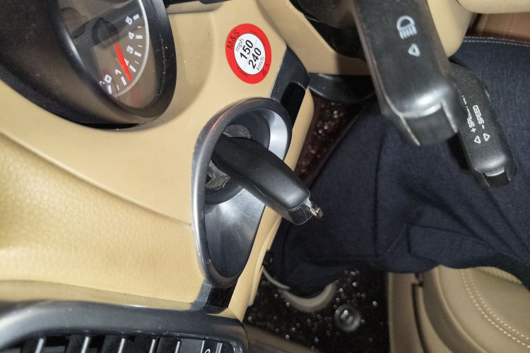 保时捷 2012款 Cayenne GTS 4.8L中控内饰11