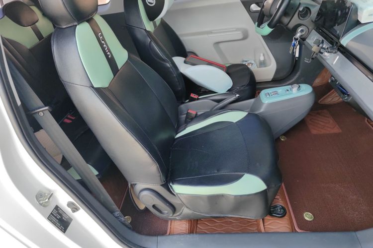 长安启源 长安Lumin 2023款 205km 香沁款局部细节41