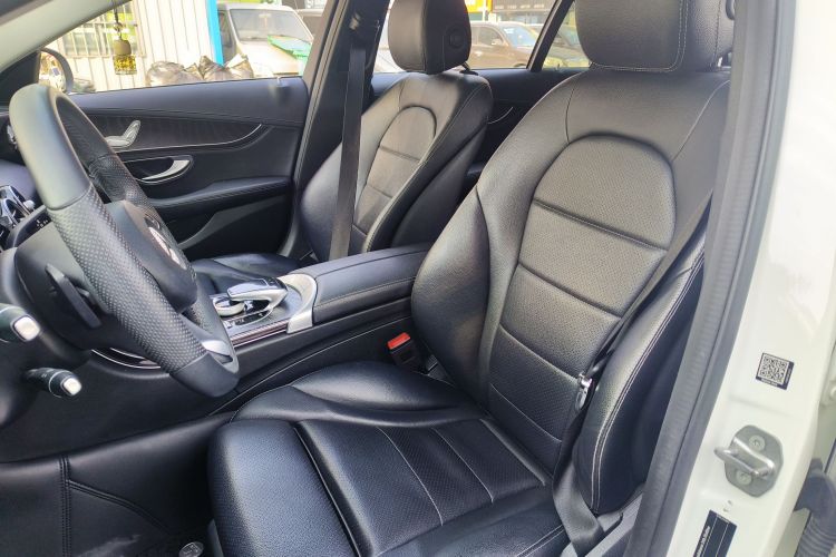 奔驰C级 2016款 C 180 L 运动型局部细节19