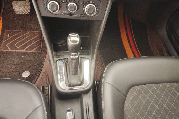 斯柯达 昕锐 2018款 1.6L 自动舒适版中控内饰18