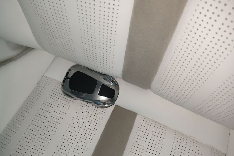 超境汽车 共创坦克300 2021款 2.0T 赛博坦克中控内饰11