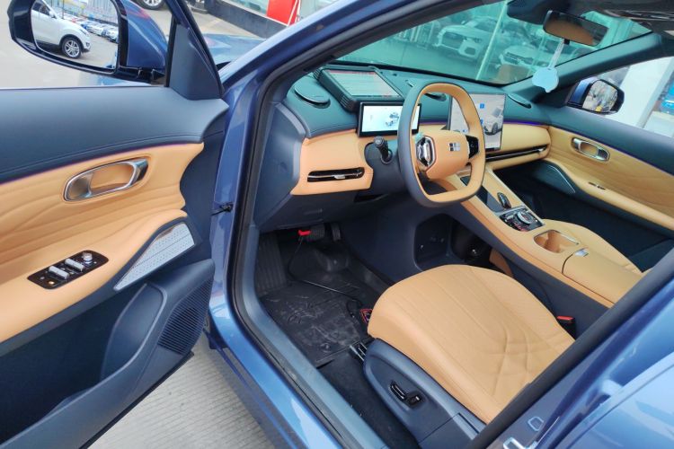 吉利银河 银河星舰7 EM-i 2025款 120km 领航版中控内饰20