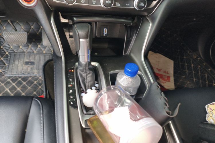 本田 雅阁 2018款 230TURBO 舒适版 国VI中控内饰18