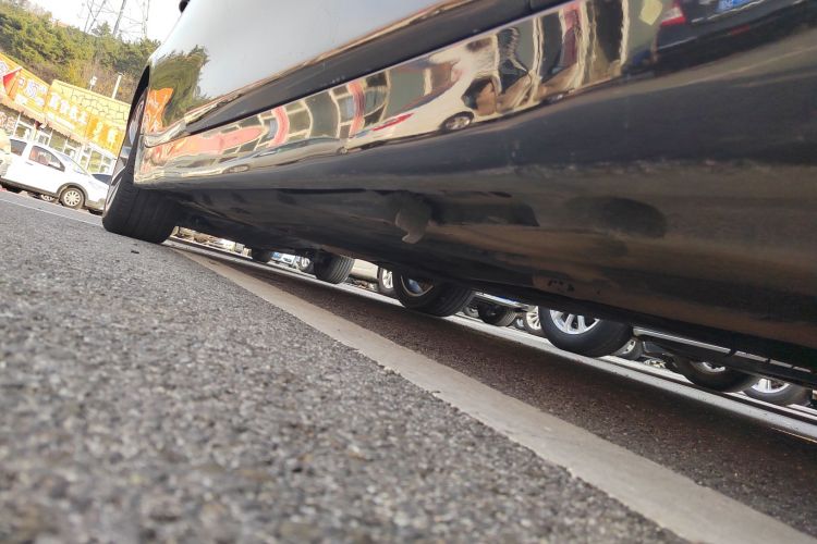 宝马5系 2017款 525Li 领先型局部细节9001