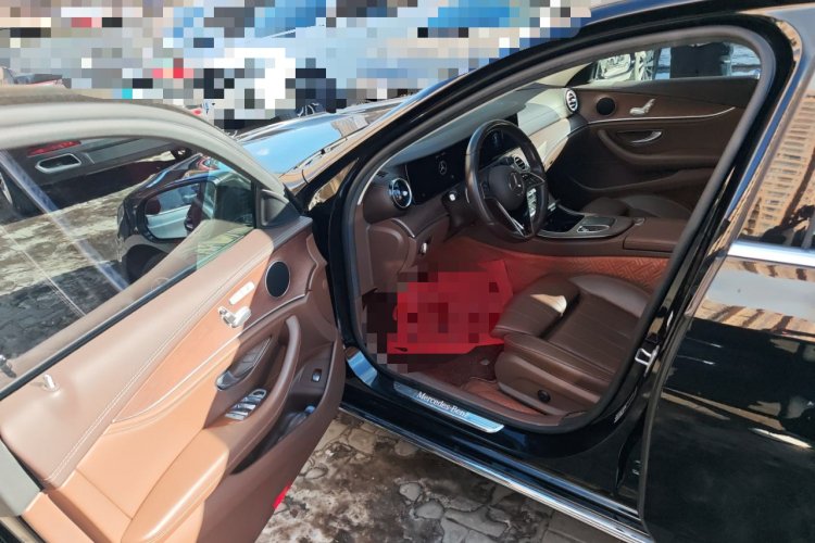 奔驰E级 2021款 改款 E 260 L中控内饰20