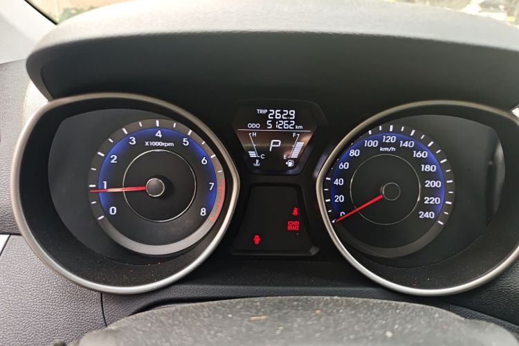 现代 朗动 2016款 1.6L 自动智能型局部细节14