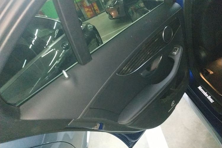 奔驰C级 2021款 C 260 L 运动版中控内饰49