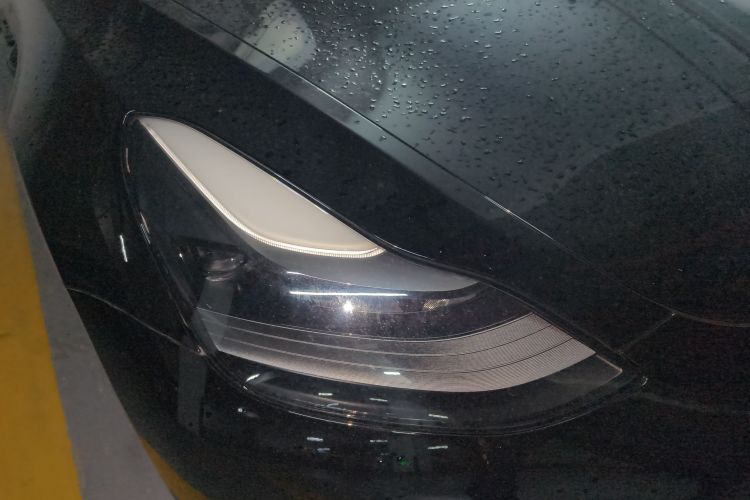 特斯拉 Model 3 2021款 标准续航后驱升级版车身外观6006