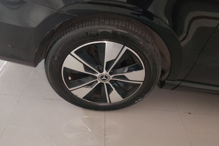 奔驰V级 2016款 V 260 领航版车身外观6008