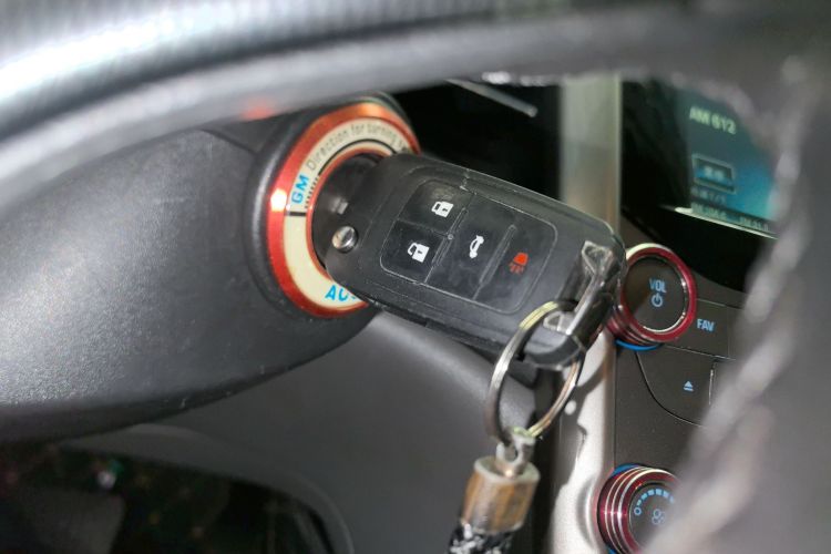 雪佛兰 迈锐宝 2014款 2.0L 自动豪华版中控内饰11