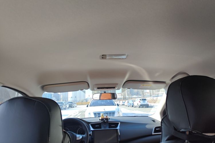 日产 轩逸 2024款 改款三 经典 1.6XE CVT舒适版中控内饰22