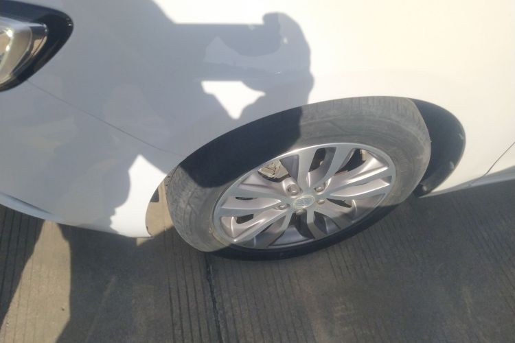 别克 英朗 2021款 改款 1.3T 自动轻混动精英型车身外观6007