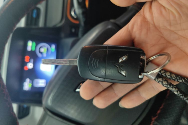 五菱汽车 宏光MINIEV 2020款 自在款 三元锂中控内饰11