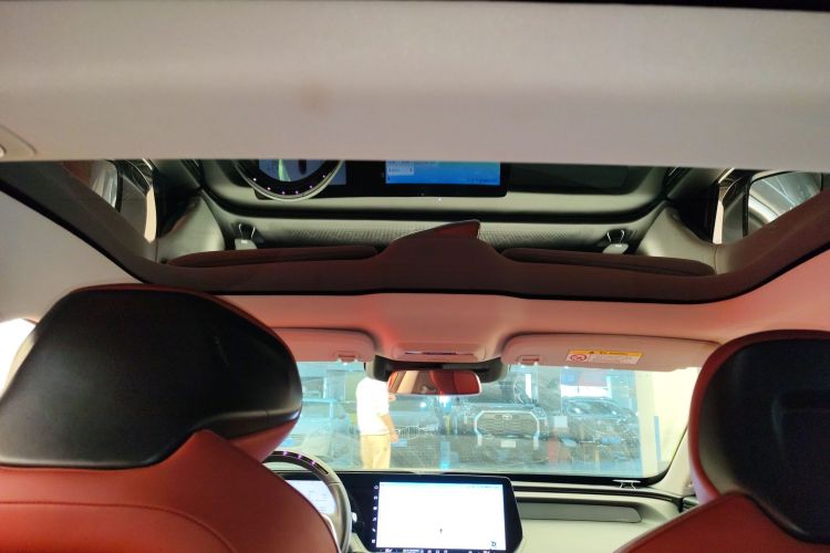 小鹏P7 2020款 670E中控内饰22