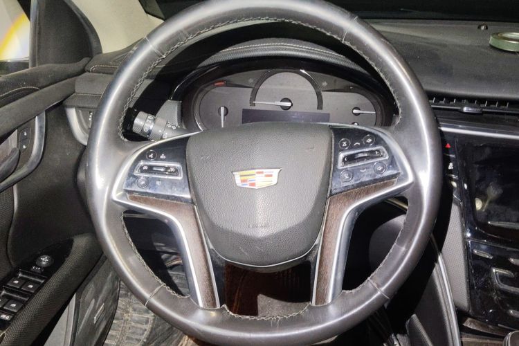 凯迪拉克XTS 2018款 28T 技术型中控内饰13