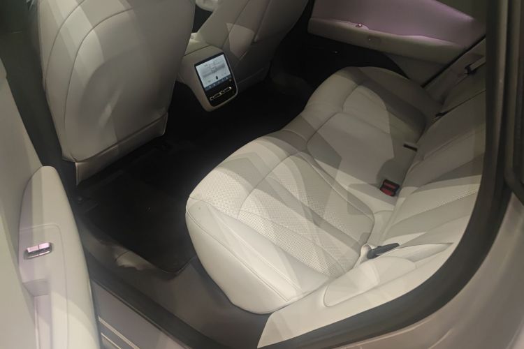 小鹏P7+ 2024款 长续航 Max中控内饰7004