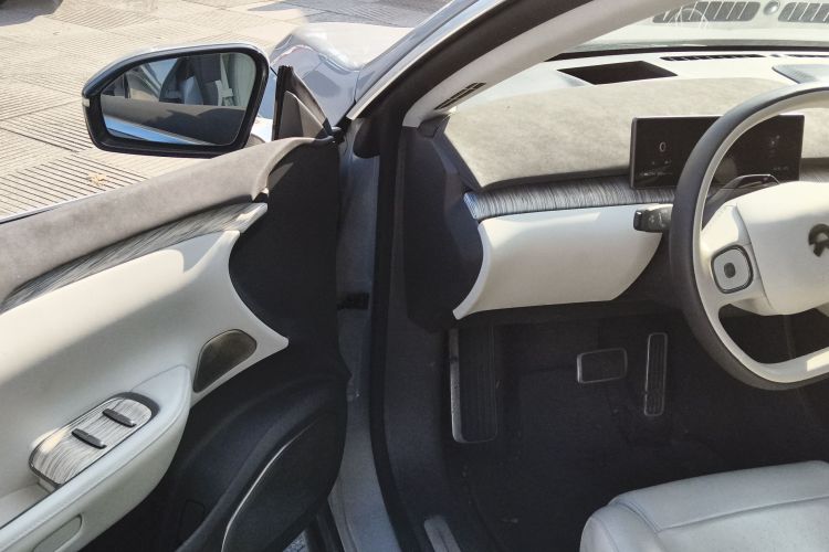 蔚来ET7 2022款 100kWh 首发版中控内饰20