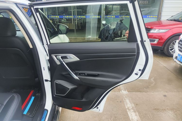 吉利汽车 博越 2020款 1.8TD DCT两驱智联型4G互联版中控内饰45