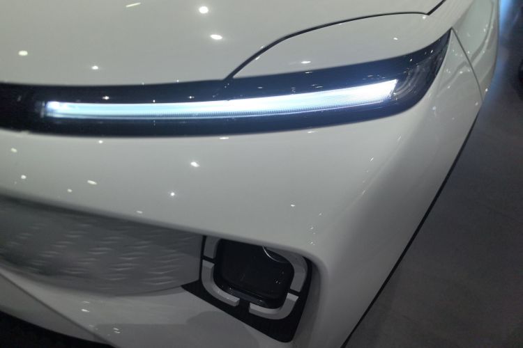 吉利几何E萤火虫 2024款 301km 流光局部细节36